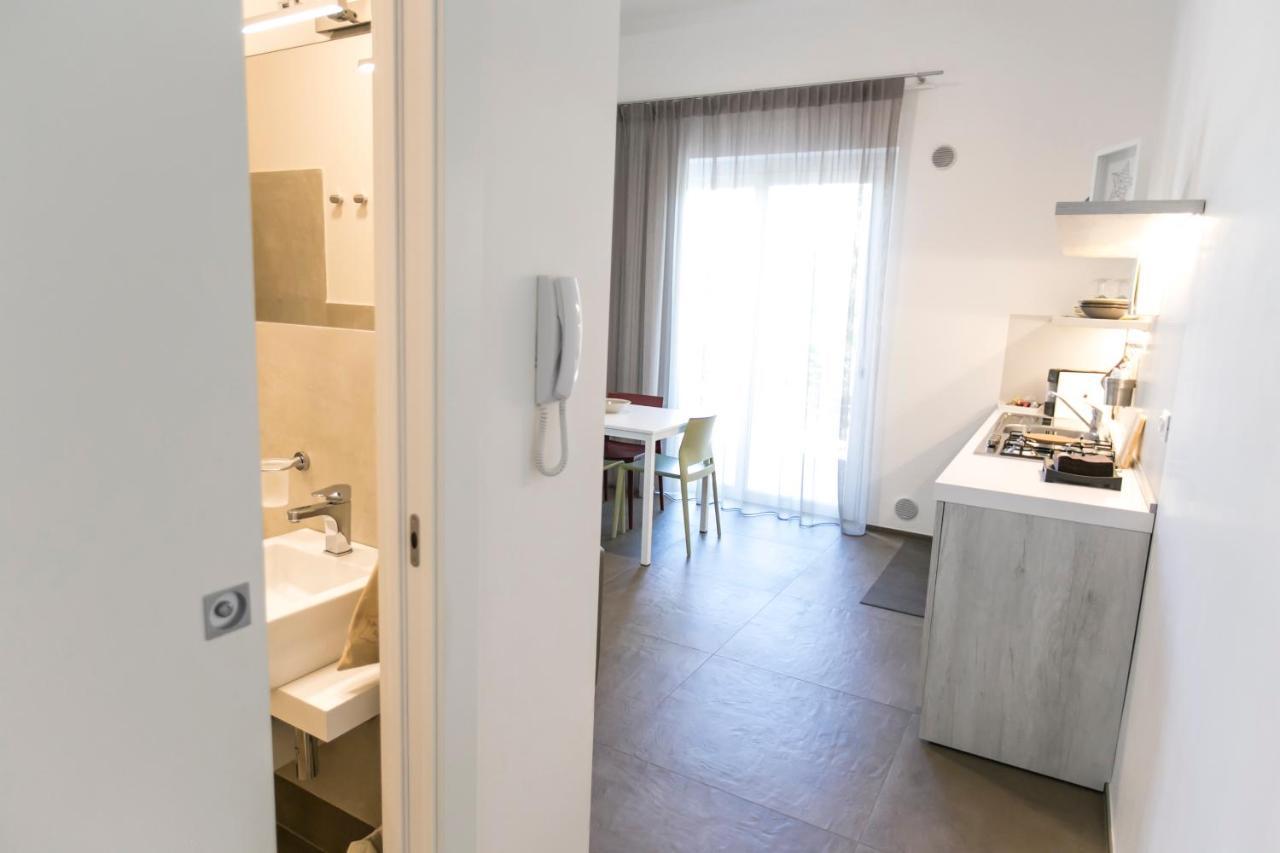 Via Del Faro Apartments トッレ・カンネ エクステリア 写真